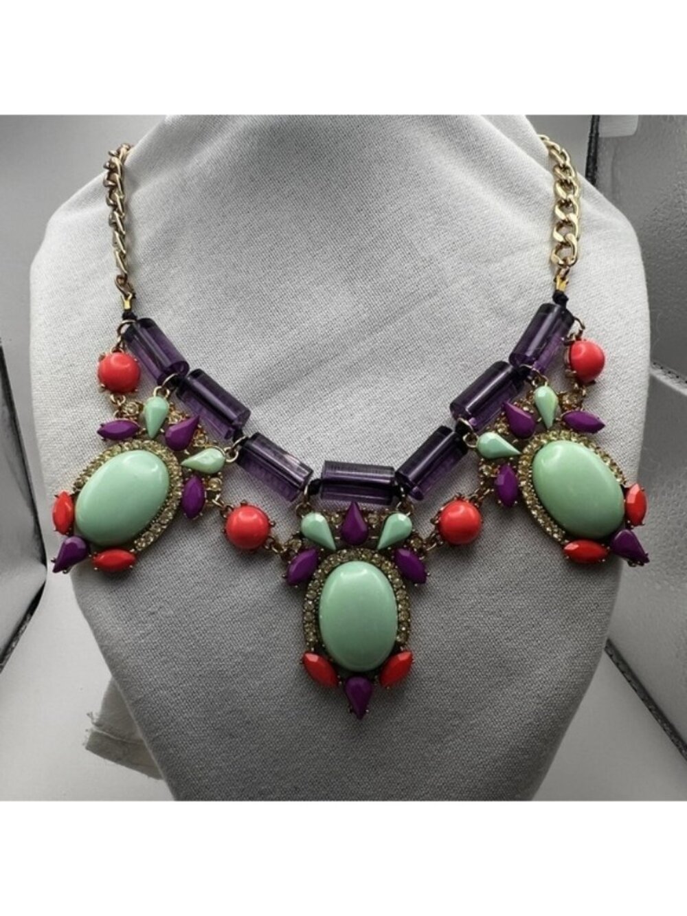 ETC! Statement necklace